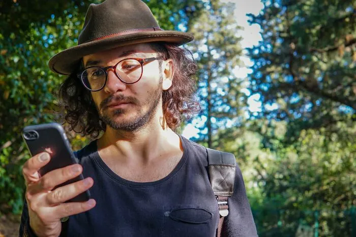 25 Respuestas a "¿Cuál es un signo revelador de que un hombre está inseguro de su masculinidad o de sí mismo en general?"