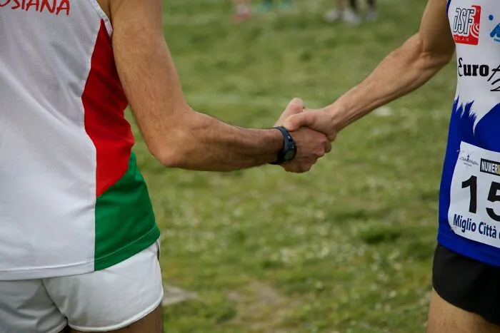 25 Respuestas a "¿Cuál es un signo revelador de que un hombre está inseguro de su masculinidad o de sí mismo en general?"