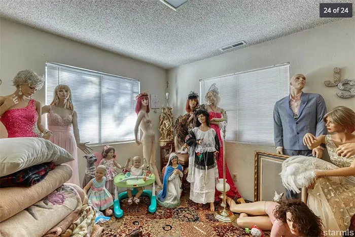 This Instagram Account Collects Terrible Real Estate Pics, And Here's 40 Of The Worst Ones (New Pics)
