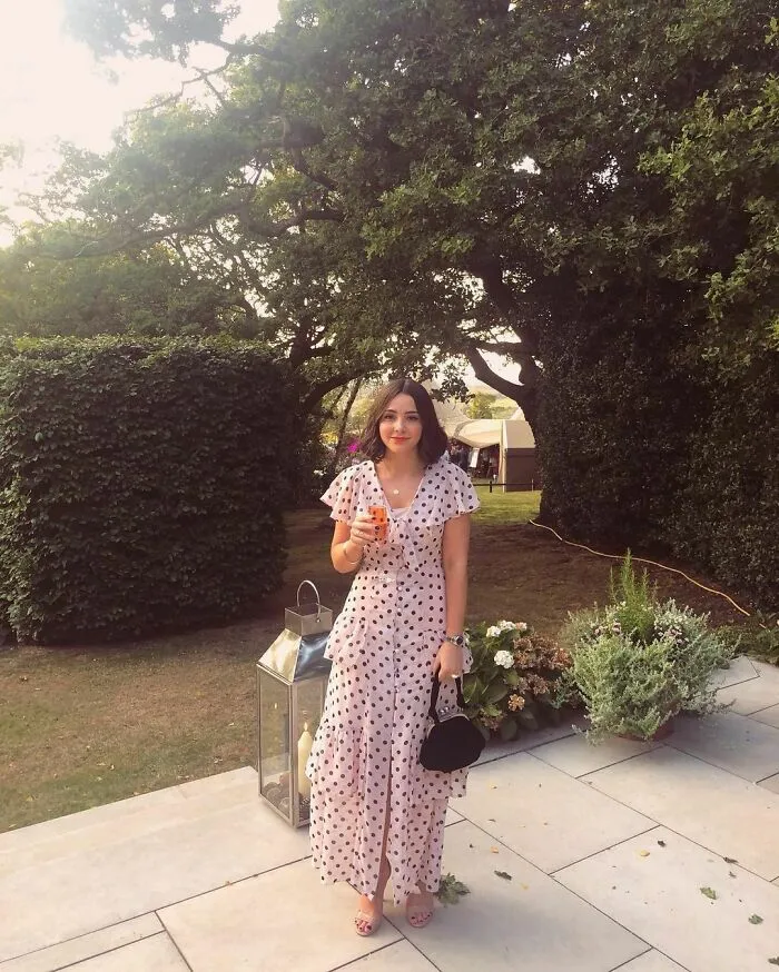Esta mujer publica fotos de la ropa que su novio odia, añadiendo sus comentarios (31 fotos nuevas)