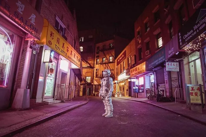 I Took 40 Pictures Of An Astronaut Character Posing Around Futuristic And Dystopian Cities