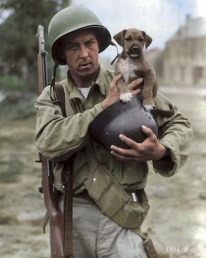 20 Fotos históricas y lo que hay tras ellas, coloreadas por Cassowary Colorizations