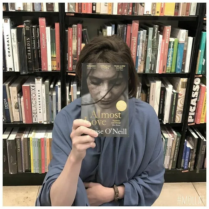 30 Of The Best Responses To The #Bookface Challenge