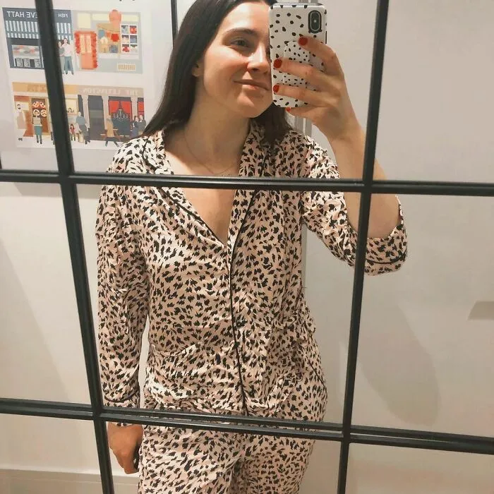 Esta mujer publica fotos de la ropa que su novio odia, añadiendo sus comentarios (31 fotos nuevas)