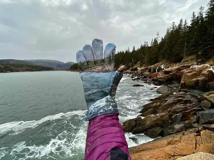 70 Paintings On Trash That Disappear Into Surroundings By This Eco-Artist
