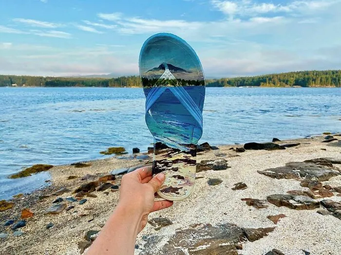 70 Paintings On Trash That Disappear Into Surroundings By This Eco-Artist