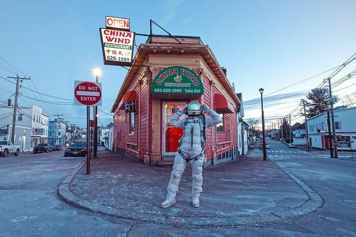 I Took 40 Pictures Of An Astronaut Character Posing Around Futuristic And Dystopian Cities