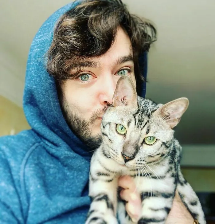 Alexander Vlahos