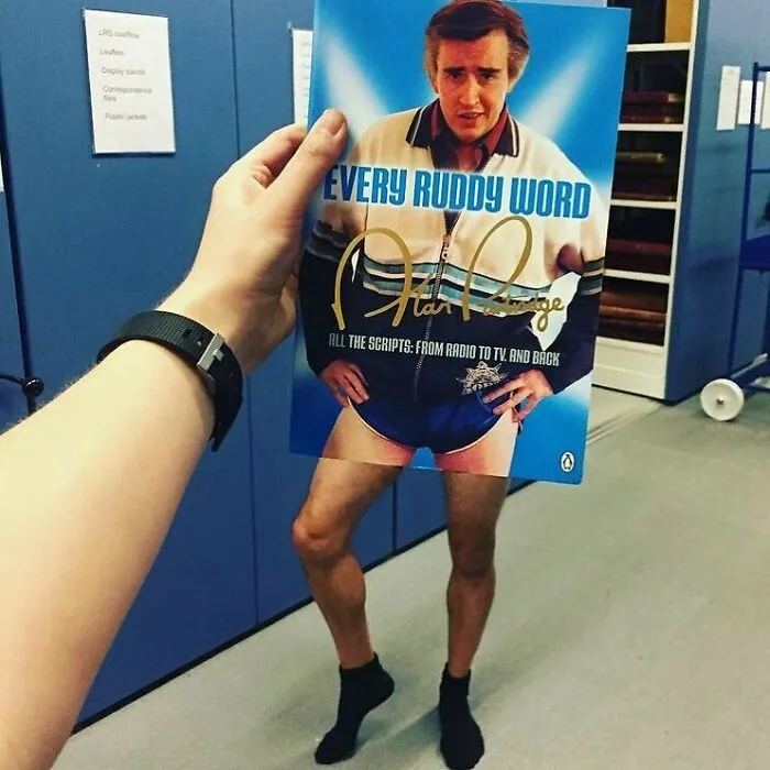 30 Of The Best Responses To The #Bookface Challenge