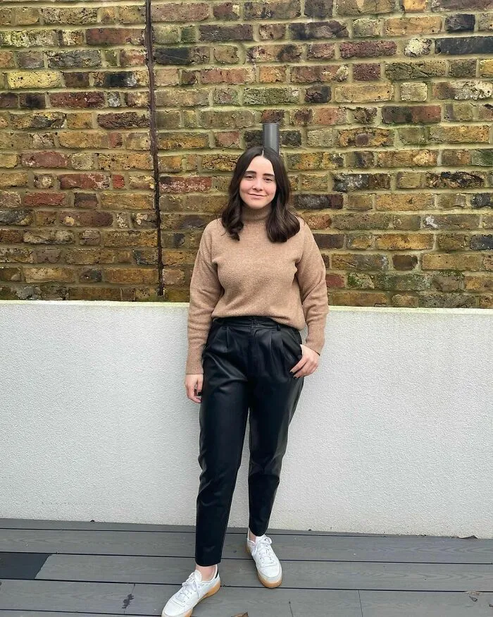 Esta mujer publica fotos de la ropa que su novio odia, añadiendo sus comentarios (31 fotos nuevas)