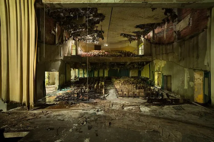 Jumanji Theater, Italy