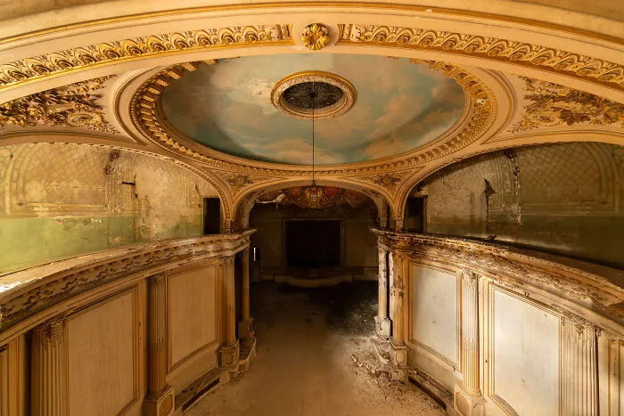 Royal Theater, France