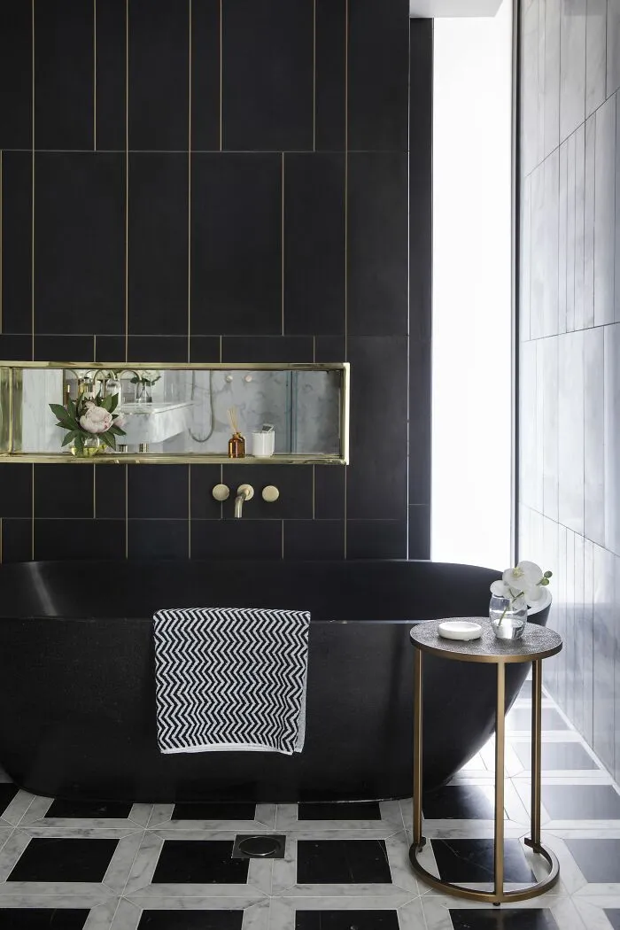 Penthouse Apartments, 60 Bathurst Street
