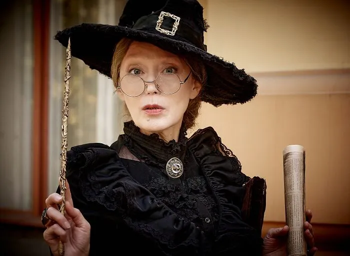 58-Year-Old Grandma Sews Costumes For Her Amazing Cosplays (30 Pics)