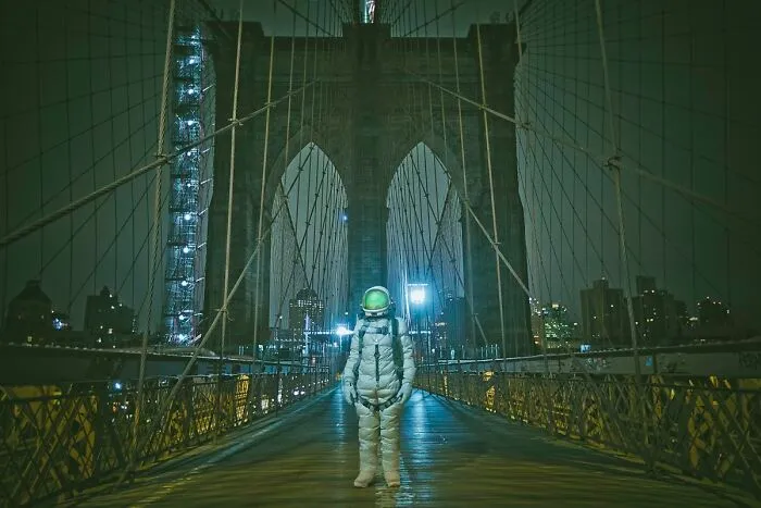 I Took 40 Pictures Of An Astronaut Character Posing Around Futuristic And Dystopian Cities