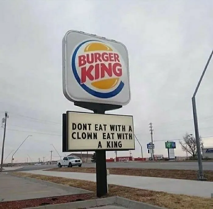 45 Of The Most Hilarious Fast Food Signs Ever Captured
