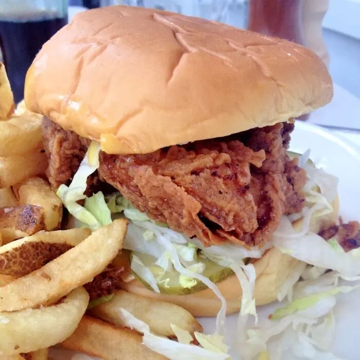 35 Fast Food Restaurant Employees Warn About Things To Never Order