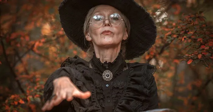 58-Year-Old Grandma Sews Costumes For Her Amazing Cosplays (30 Pics)