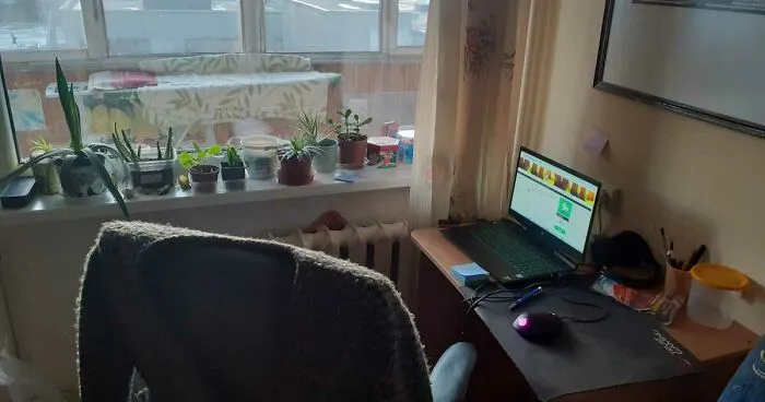 Hey Pandas, Show Us Your Favorite Part Of Your House (Closed)