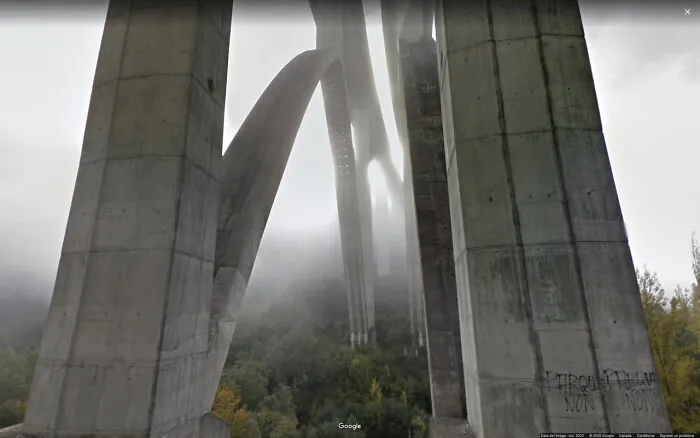 40 Vistas de calles que probablemente Google no esperaba captar, descubiertas por Jon Rafman