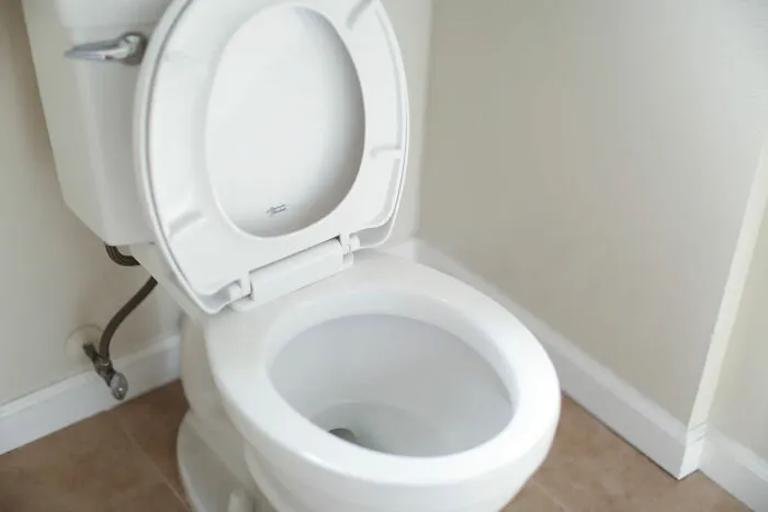 40 Of The Most Disrespectful Guests These People Had The 'Pleasure' Of Hosting