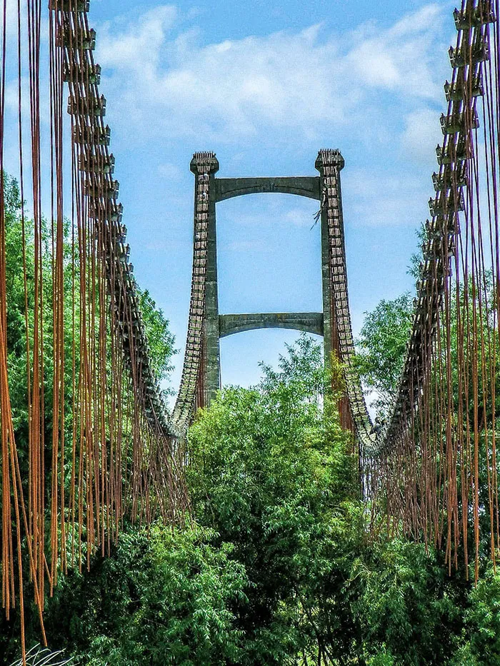 Puente abandonado en Nueva Zelanda