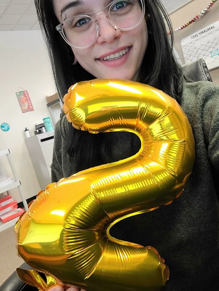 Hoy cumplo 2 años sin consumir fentanilo, metanfetamina, crack y alcohol. Este es un día que sentí que nunca vería, definitivamente hoy estoy sonriendo