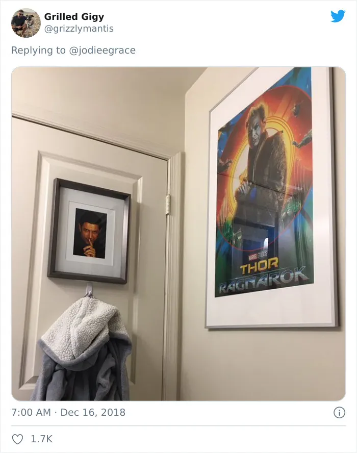 People On Twitter Share Pics Of Weird Stuff In Guys' Bathrooms And Here Are 35 Of The Best Ones