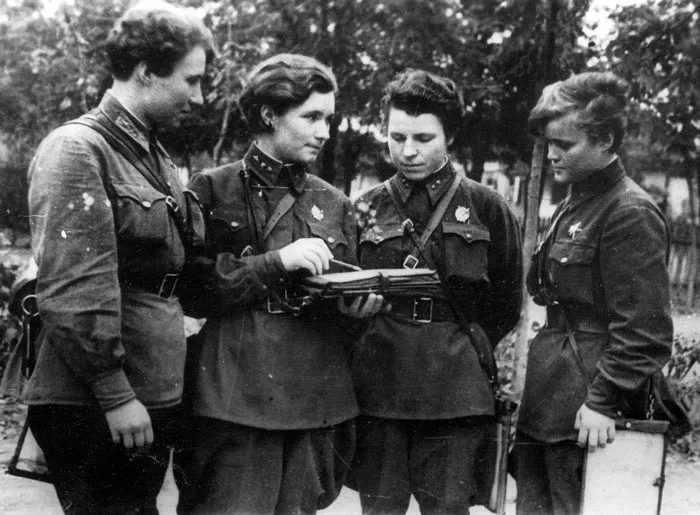 The Night Witches Of The 588th Night Bomber Regimen