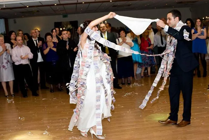 El baile del dinero