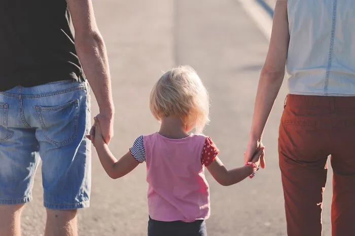 30 Women Who Married A Person That Wasn't "The One" Share How Their Life Turned Out