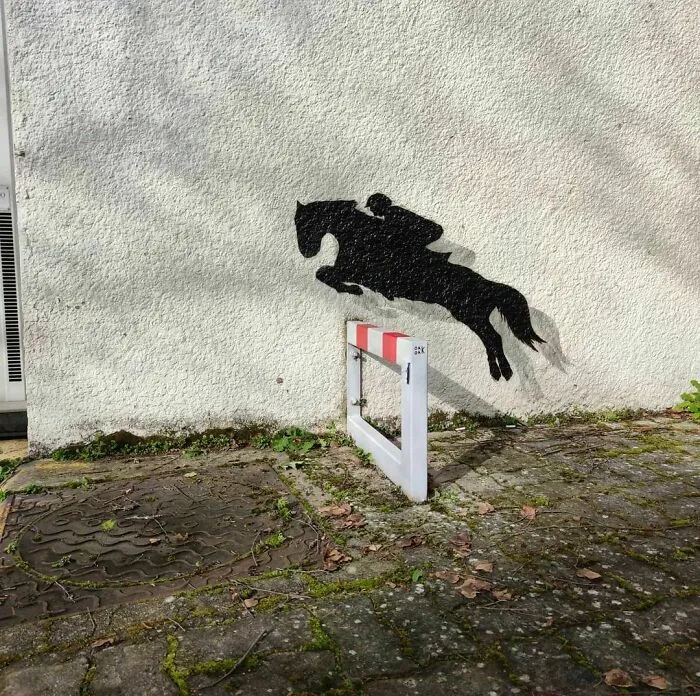 35 Divertidas obras de arte urbano incorporadas a las calles de París, por OakOak