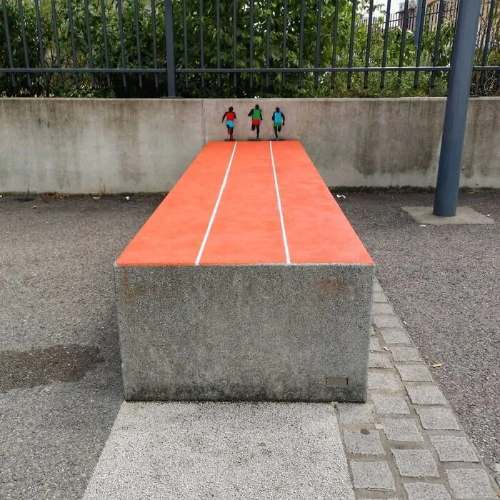 35 Humorous Street Art Pieces Incorporated Into The Streets Of Paris By OakOak (New Pics)