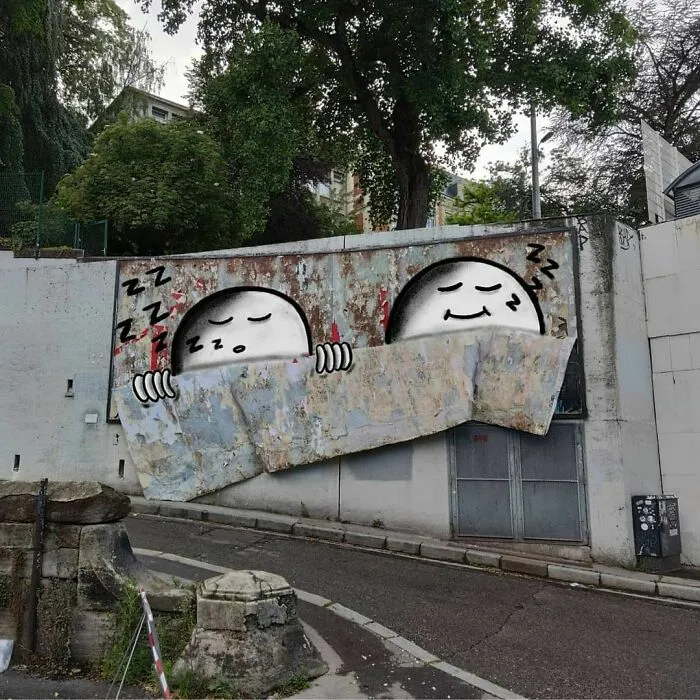 35 Divertidas obras de arte urbano incorporadas a las calles de París, por OakOak