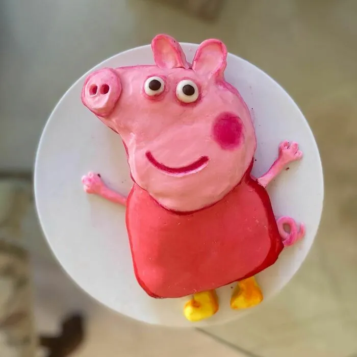 30 Cakes That Range From Cute To Unsettling By BakingThursdays