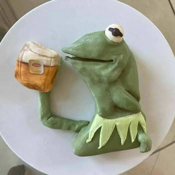30 Cakes That Range From Cute To Unsettling By BakingThursdays