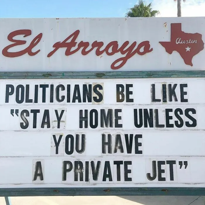 43 Divertidos letreros del legendario restaurante tex-mex "El Arroyo"