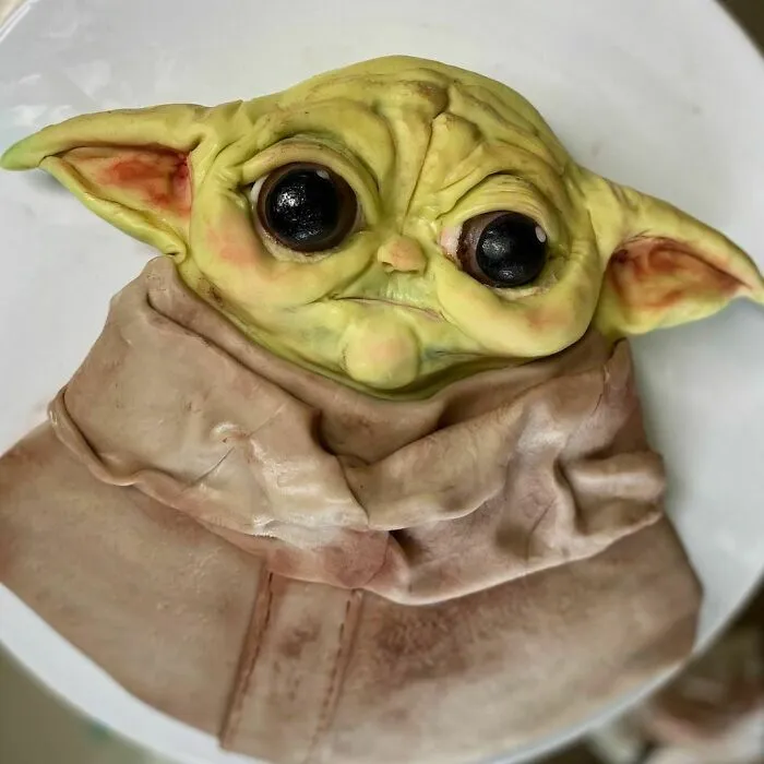 30 Cakes That Range From Cute To Unsettling By BakingThursdays