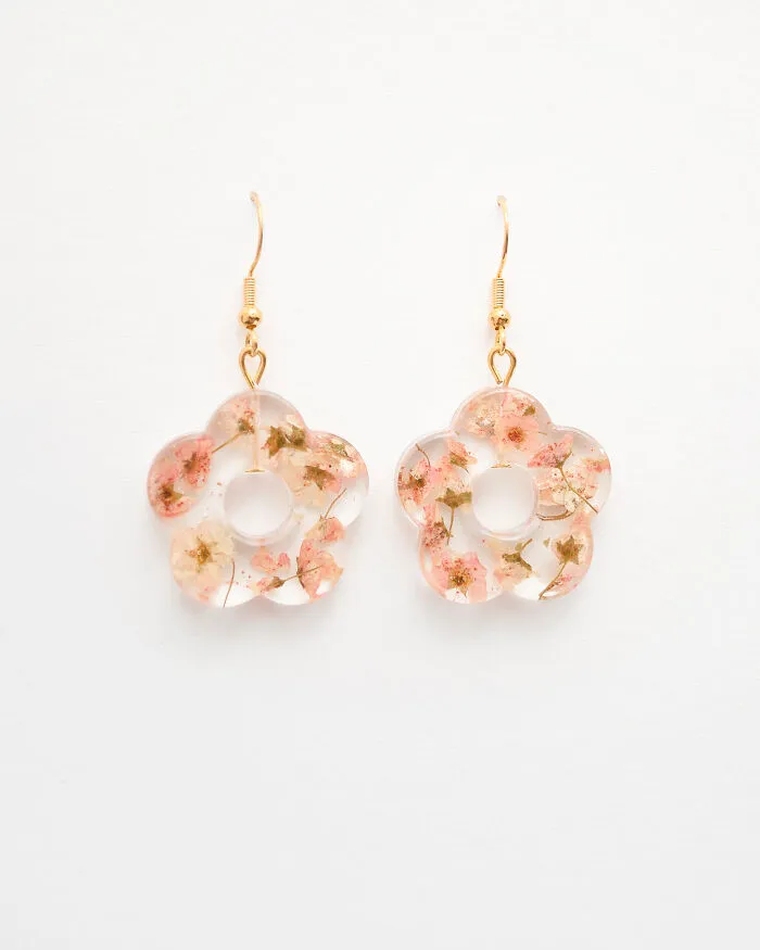 I Make Flower Earrings
