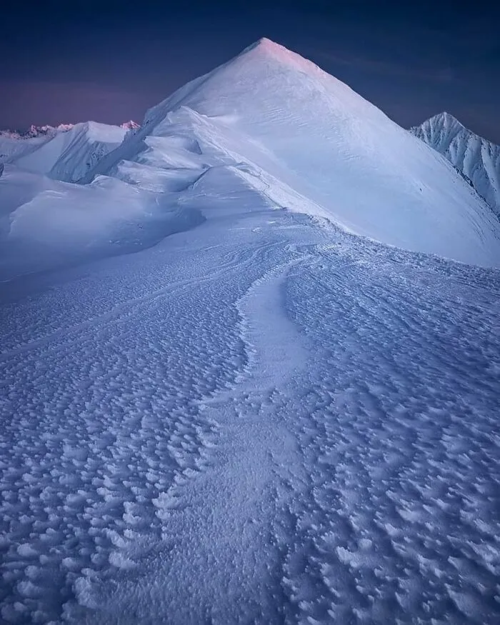 Tary Mountains