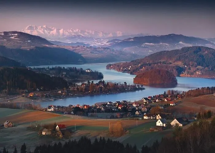 Lake Rożnowskie And Tatra Mountains