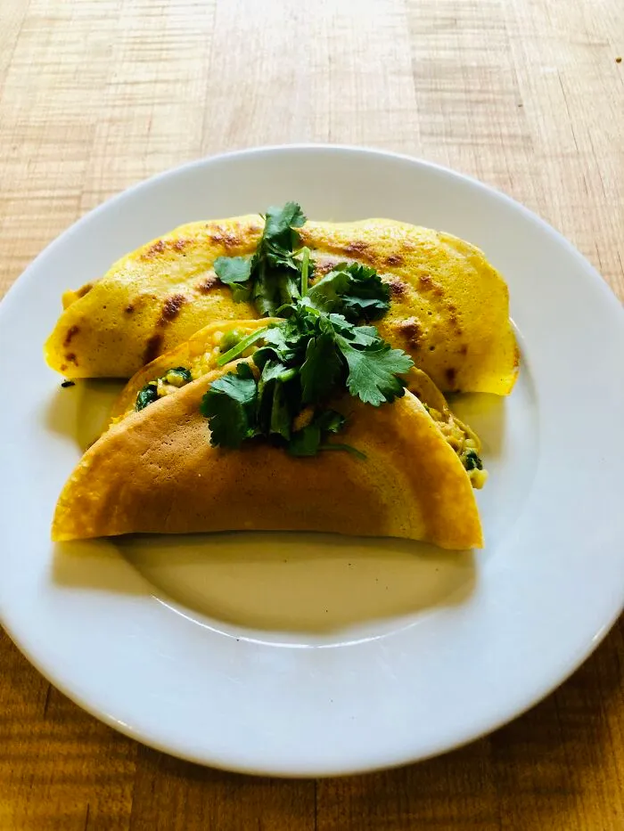 Spinach, Cauliflower, And Chicken Dosa