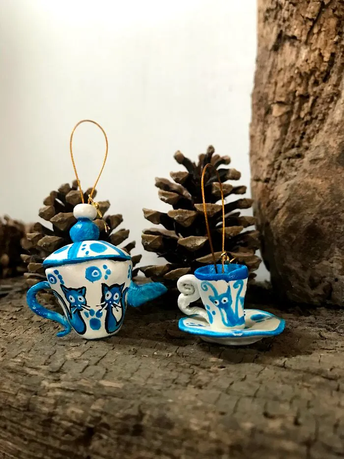 I Made Tiny Wonky Teapot Jewellery To Raise Money For My Cat And Her Stray Friends On The Gili Islands (40 Pics)