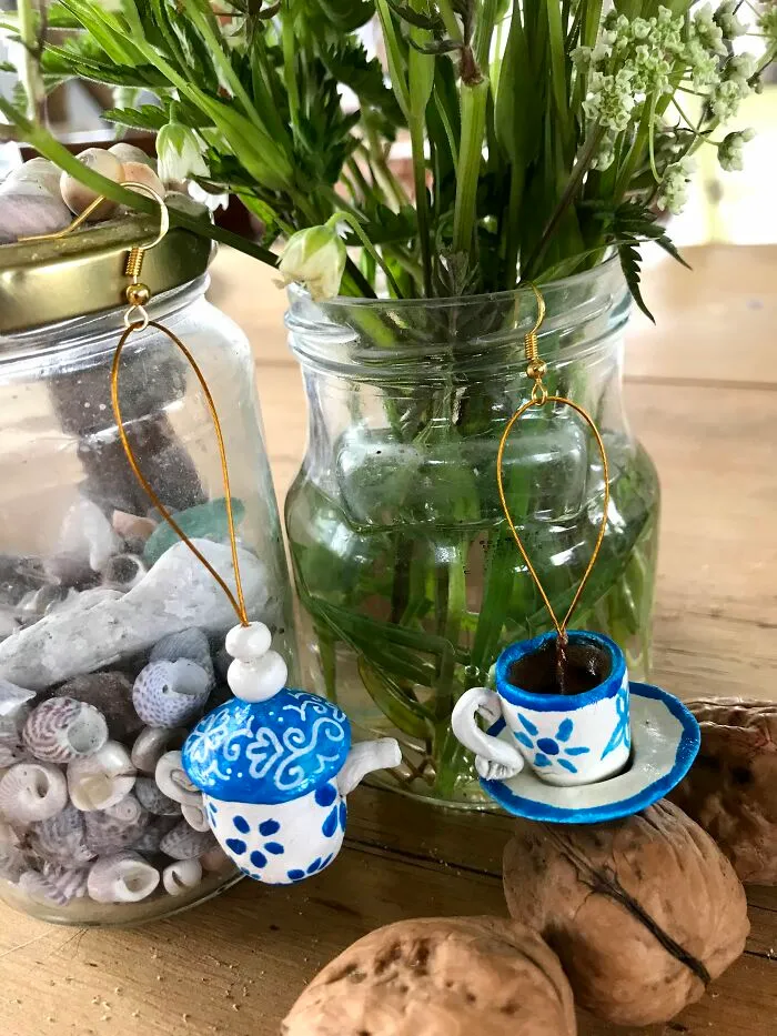 I Made Tiny Wonky Teapot Jewellery To Raise Money For My Cat And Her Stray Friends On The Gili Islands (40 Pics)