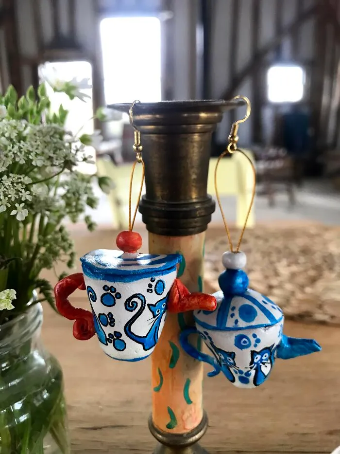 I Made Tiny Wonky Teapot Jewellery To Raise Money For My Cat And Her Stray Friends On The Gili Islands (40 Pics)