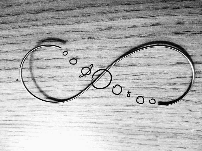 Planetary Infinity (By Oliko Nadiradze)