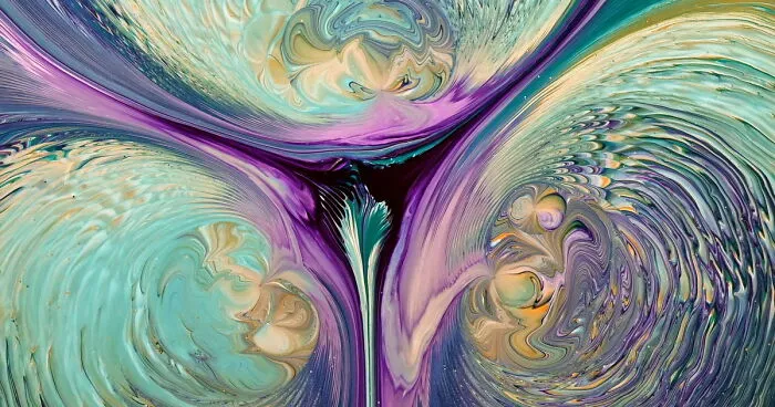 My Acrylic Pouring Over The Pizza Saver