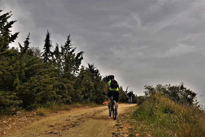I Explored Poikilo Mountain In Attica Greece (17 Pics)