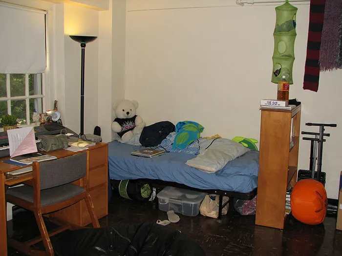 Men Share 'What Did You Not Know Or Realize Until After Living With A Woman?': And Here're 40 Of The Top Answers
