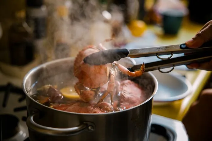 30 Chefs revelan las "señales de alarma" de los restaurantes que indican que deberías comer en otro sitio